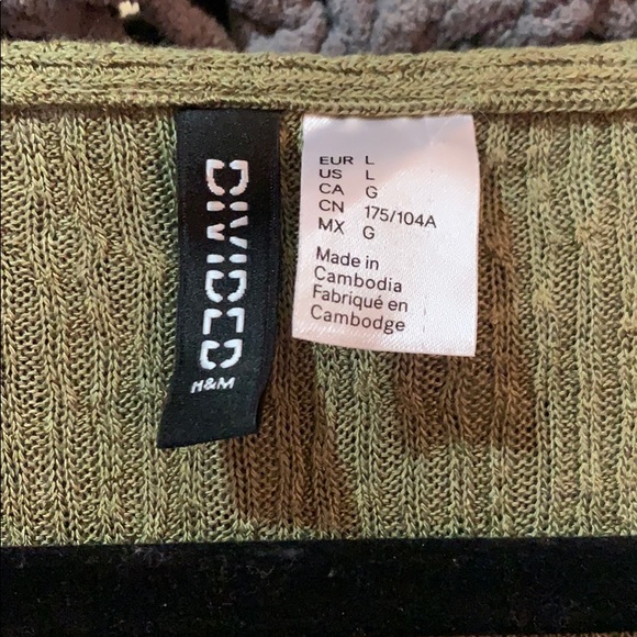 Army Green Lace Up Sweater 💚 - Picture 5 of 5